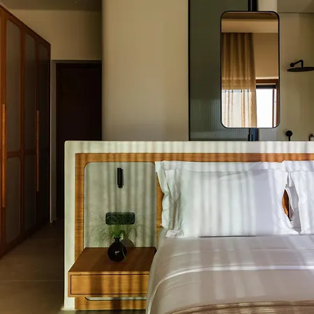Petrablu Mykonos *