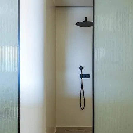 Petrablu Mykonos * פטליה