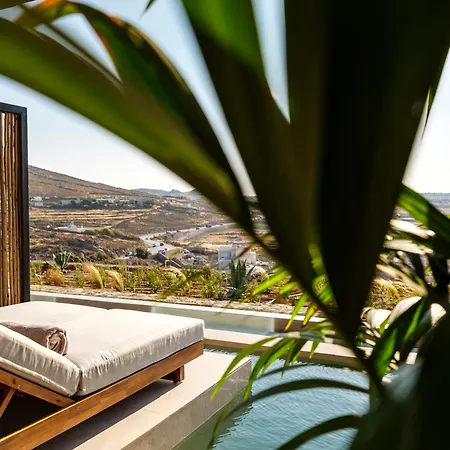 Petrablu Mykonos * פטליה